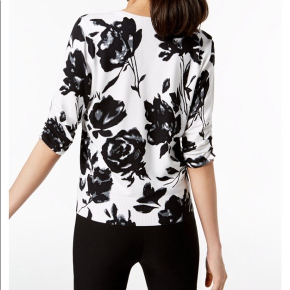 INC elbow ruched sleeve black&white floral cardigan/size XS - Picture 2 of 2
